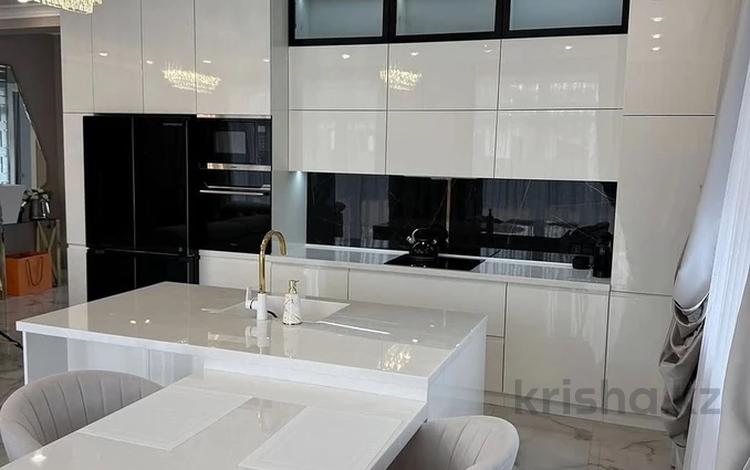 3-бөлмелі пәтер · 140 м² · 4 қабат, Амман 21, бағасы: 1.1 млн ₸ в Астане, Алматы р-н — фото 9
