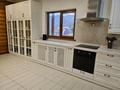 Дом · 4 комнаты · 400 м², Казачка 35 за 150 000 ₸ в Алматы, Бостандыкский р-н — фото 9
