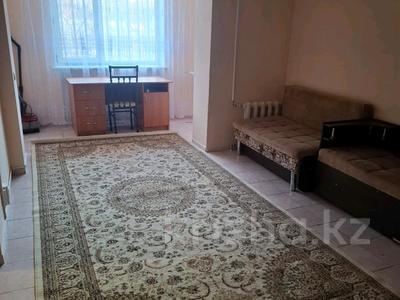 2-комнатная квартира · 55 м² · 1/6 этаж, мкр 8, Марьесева 80 за 130 000 〒 в Актобе