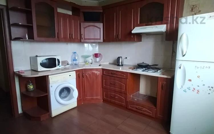 2-комнатная квартира · 54 м² · 8/9 этаж, Молдагуловой 32 за 36 млн ₸ в Алматы, Алмалинский р-н — фото 2