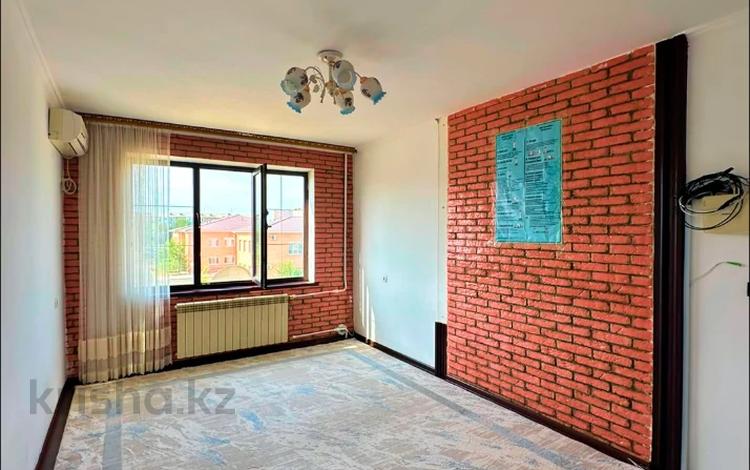 2-бөлмелі пәтер · 47.5 м² · 3/5 қабат, Привокзальная 3А 14а, бағасы: 16.5 млн ₸ в Атырау, мкр Привокзальный-3А — фото 2