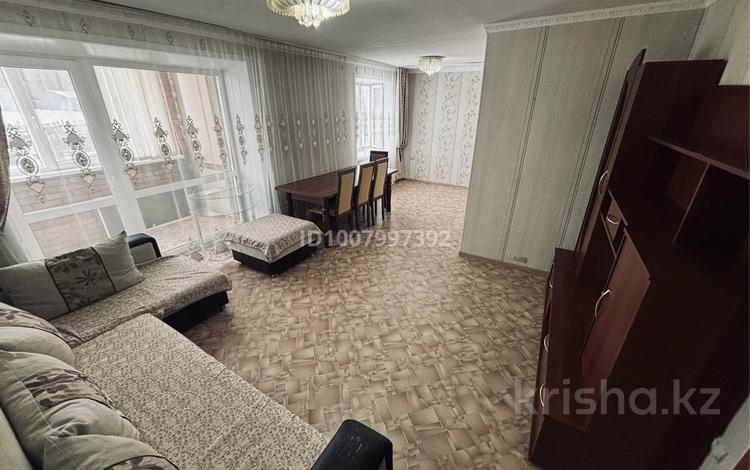 3-комнатная квартира · 62 м² · 1/3 этаж, Гагарина — Стадион за 120 000 ₸ в Акколе — фото 2