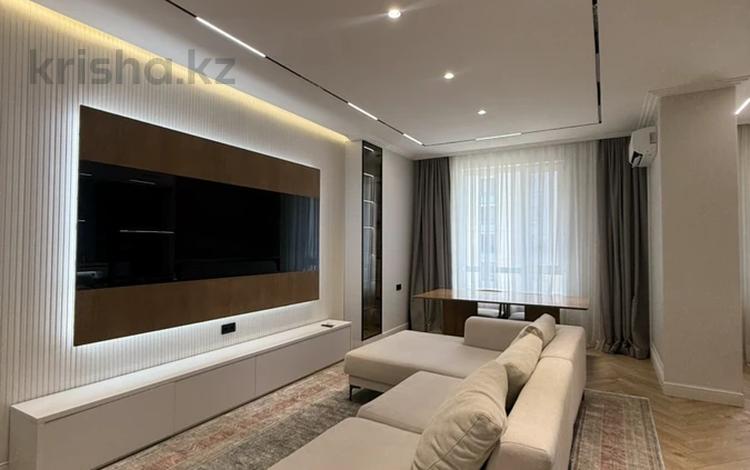3-комнатная квартира · 105 м² · 8/14 этаж, Кабанбай батыр 56б за 800 000 ₸ в Астане, Есильский р-н — фото 2