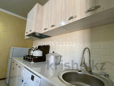 2-комнатная квартира · 100 м², Сугур Алиулы 50 за 10 000 〒 в Туркестане