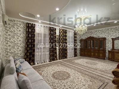 Отдельный дом · 6 комнат · 250 м² · 10 сот., Акбобек 25 за 40 млн ₸ в Жанаозен