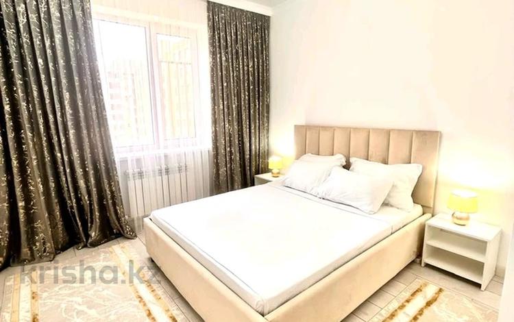 2-бөлмелі пәтер · 76 м² · 6/10 қабат, Абая 26/1 — Возле Драмтеатр, бағасы: 20 000 〒 в Атырау — фото 2