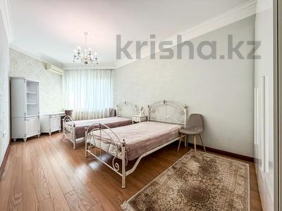 3-комнатная квартира · 135 м² · 14/15 этаж, Достык за 165 млн 〒 в Алматы