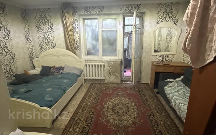 1-бөлмелі пәтер · 31 м² · 1/5 қабат, Самал, бағасы: 10 млн ₸ в Талдыкоргане, мкр Самал — фото 2