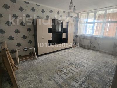 1-комнатная квартира · 42 м² · 4/5 этаж, мкр Асар 9 — ул Жанторе и ул Сейхун за 120 000 ₸ в Шымкенте, Абайский р-н