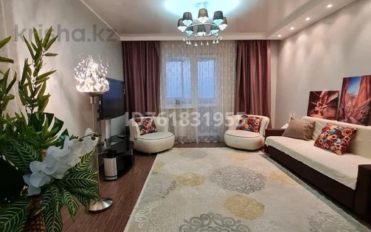 3-комнатная квартира · 120 м² · 23/25 этаж, Абиша Кекилбайулы 264 за 35 000 ₸ в Алматы, Бостандыкский р-н — фото 2