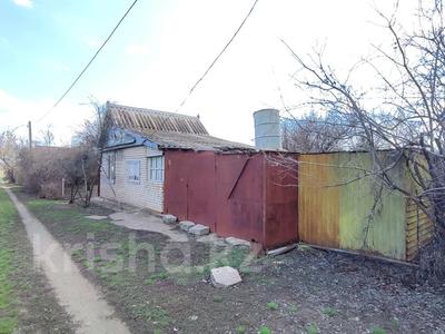 Дача · 2 комнаты · 20 м² · 8 сот., мкр Жулдыз, Мкр Жулдыз Вишневый сад 10 за 4 млн ₸ в Уральске