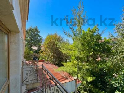 5-бөлмелі пәтер · 216 м² · 1/3 қабат, 5-й переулок 16/1-4, бағасы: 250 млн ₸ в Алматы, Бостандыкский р-н