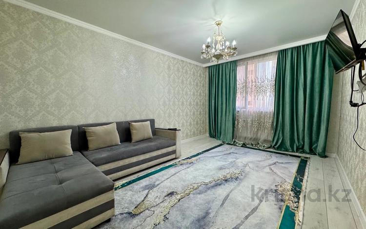 2-комнатная квартира · 57.3 м² · 2/12 этаж, мкр Акбулак, 1-я улица — Алматы арены и Алатау театра за 41 млн 〒 в Алатауский р-н — фото 2