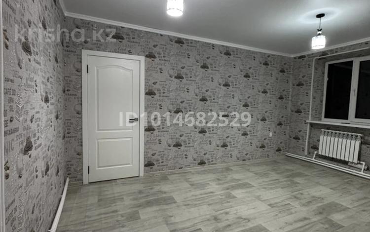 3-комнатная квартира · 45 м² · 2/2 этаж, Жандосова 3 — Жандосова Абылайхана за 15 млн ₸ в Талдыкоргане — фото 2