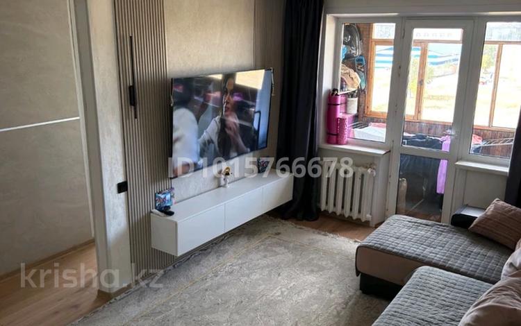 2-бөлмелі пәтер · 45 м² · 4/5 қабат, 12-шағынаудан, Майкудук, 12й микрорайон 38, бағасы: 12.5 млн ₸ в Караганде, Алихана Бокейханова р-н — фото 2
