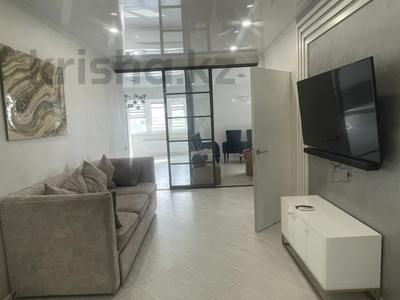 4-бөлмелі пәтер · 140 м² · 6/19 қабат, Брусиловского 167 — Чуть ниже Абая, бағасы: 500 000 ₸ в Алматы, Алмалинский р-н