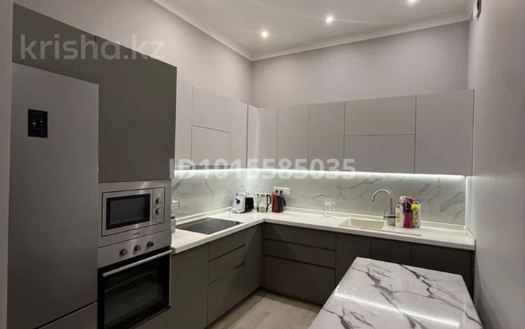 3-комнатная квартира · 120 м² · 5/8 этаж, Ушкемпирова 44 за 750 000 ₸ в Алматы, Бостандыкский р-н — фото 2