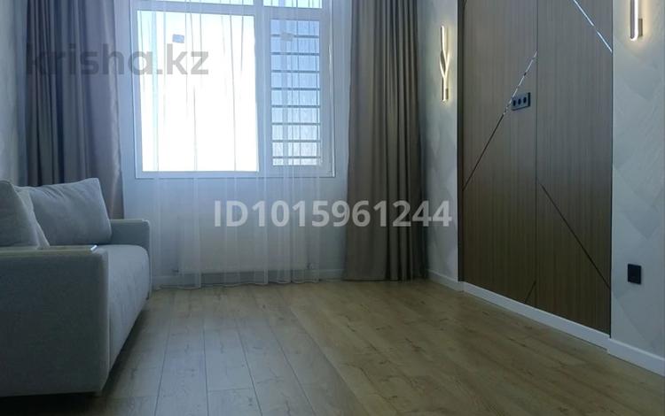 1-комнатная квартира · 43 м² · 9/14 этаж, Е-429 14/1 за 250 000 ₸ в Астане, Нура р-н — фото 2