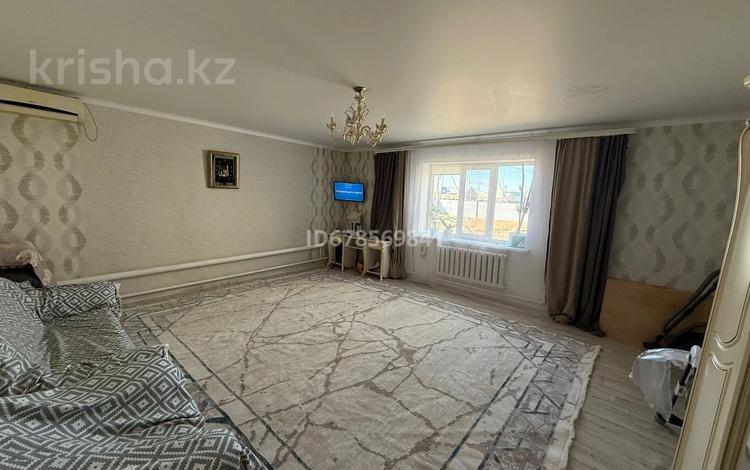 Отдельный дом · 2 комнаты · 75 м² · 10 сот., Женис 6 — Жумалиев за 18 млн 〒 в Атырау, мкр Мирас — фото 12