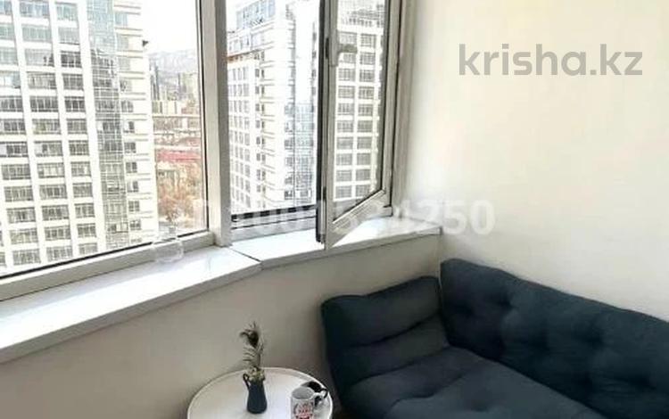 2-бөлмелі пәтер · 60 м² · 18/20 қабат, Сатпаева, бағасы: 56 млн ₸ в Алматы, Бостандыкский р-н — фото 2