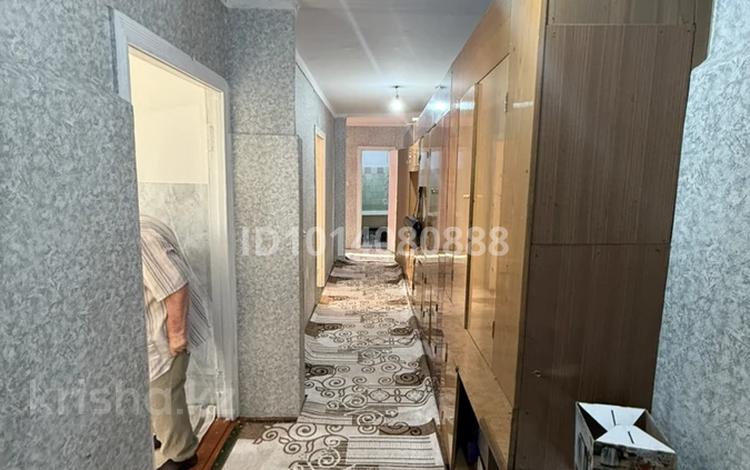 3-комнатная квартира · 69.6 м² · 2/4 этаж, Военный городок 115 — Второй военный городок за 18 млн ₸ в Ушарале — фото 2