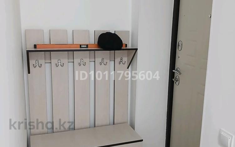 1-бөлмелі пәтер · 40 м² · 2/5 қабат, Авиагородок 1к, бағасы: 13 млн ₸ в Актобе, мкр Авиагородок — фото 2