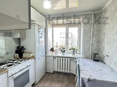 3-комнатная квартира · 57 м² · 4/5 этаж, Мамай батыра 79 — 72кв за 22 млн ₸ в Семее
