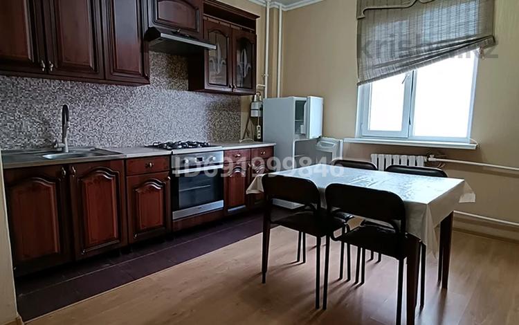 3-бөлмелі пәтер, 100 м², 5/9 қабат ай сайын, Баймуханова 45а, бағасы: 200 000 〒 в Атырау — фото 14