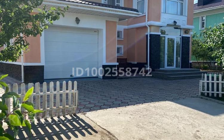 Жеке үй · 5 бөлме · 210 м², BI village 1, бағасы: 2.1 млн 〒 в Астане, Есильский р-н — фото 2