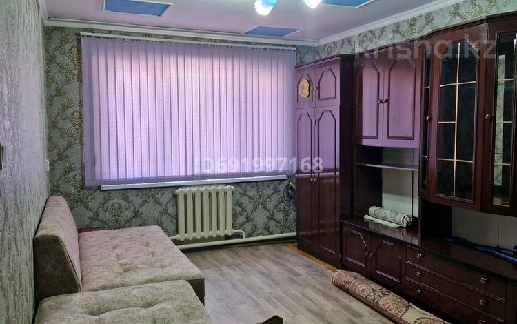 1-комнатная квартира, 31 м², 1/2 этаж, 2 мкр 2 мкр за 12 млн 〒 в Туркестане — фото 2
