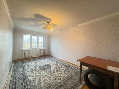 2-комнатная квартира · 45 м² · 5/5 этаж, пр. Металлургов за 7.5 млн 〒 в Темиртау