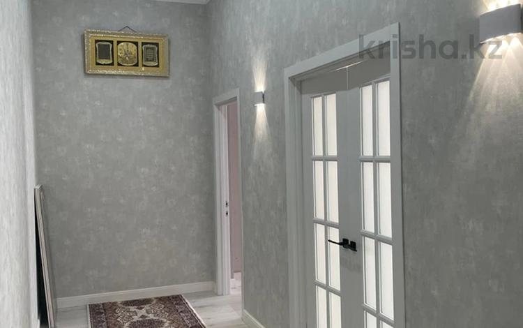 2-комнатная квартира · 80 м² · 1/9 этаж, 16-й мкр 15/2 за ~ 30 млн ₸ в Актау — фото 2