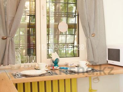 1-бөлмелі пәтер · 55 м² · 1/2 қабат, мкр Самал, Трофимова 5, бағасы: 300 000 ₸ в Алматы, Медеуский р-н