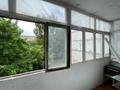 3-бөлмелі пәтер · 63.2 м² · 3/9 қабат, Степной 2 ш/а., бағасы: 21.5 млн ₸ в Караганде, Казыбек би р-н — фото 10