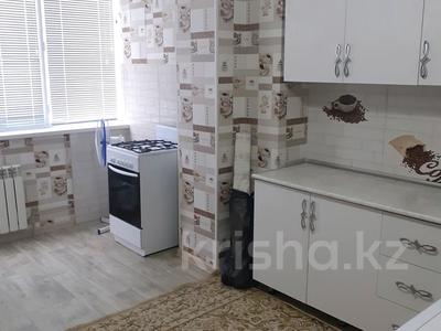 1-комнатная квартира, 40 м², 5/6 этаж помесячно, 32В мкр, 32В мик 8 /1 за 110 000 〒 в Актау, 32В мкр