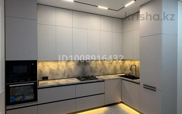 2-комнатная квартира · 75.8 м² · 5/5 этаж, мкр. Алтын орда, Мкрн Батыс-2 29/2 за 30 млн 〒 в Актобе — фото 2