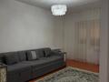 2-бөлмелі пәтер · 55 м² · 1/5 қабат, 15-й микрорайон, Жандосова 14, бағасы: 180 000 ₸ в Шымкенте, Аль-Фарабийский р-н — фото 2
