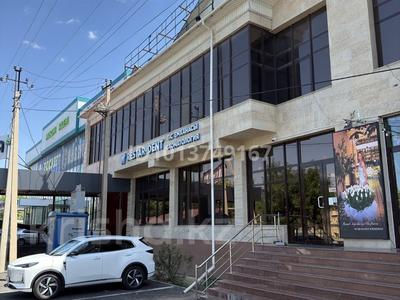 Свободное назначение, офисы, магазины и бутики, общепит, салоны красоты, фитнес и спорт, медцентры и аптеки, образование, развлечения, конференц-залы, кабинеты и рабочие места, студии · 340 м² за 5 000 ₸ в Шымкенте, Абайский р-н