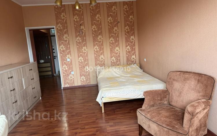1-комнатная квартира · 40 м², Маметова 47 — Абылай Хана за 250 000 ₸ в Алматы, Медеуский р-н — фото 15