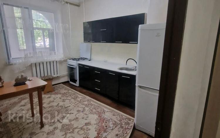 1-комнатная квартира · 35 м², мкр Айнабулак-1 2 за 160 000 ₸ в Алматы, Жетысуский р-н — фото 2
