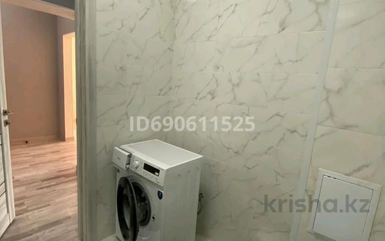 1-комнатная квартира · 45 м² · 4/7 этаж, Мангилик Ел 80 — №496 за 250 000 ₸ в Астане, Есильский р-н — фото 2