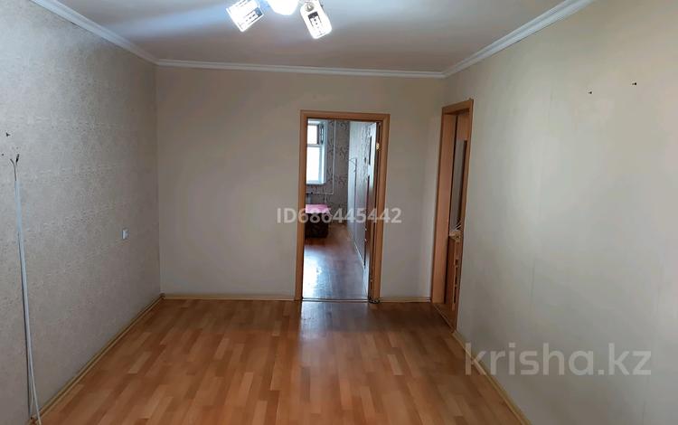 2-комнатная квартира, 44 м², 4/5 этаж помесячно, Майкудук, 18й микрорайон 17 — Феллида, Стоматология