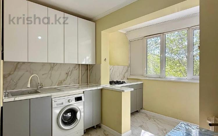 2-комнатная квартира · 55 м² · 2/5 этаж, мкр Центральный 11 за 18.9 млн ₸ в Атырау — фото 2