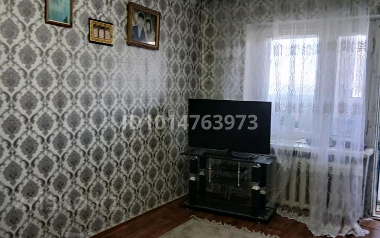 1-бөлмелі пәтер · 47 м² · 3/3 қабат, Достық, Достық Бостандық 29, бағасы: 6 млн ₸ в Западно-Казахстанской обл., Достык — фото 2
