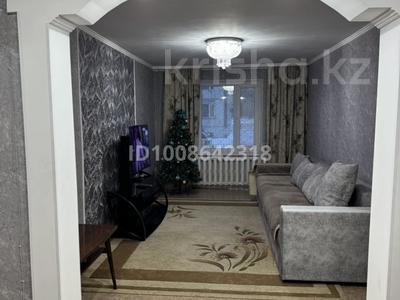 3-комнатная квартира · 64 м² · 1/5 этаж, Бобровка, Юность 79 за 18 млн 〒 в Семее