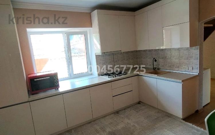 Отдельный дом · 4 комнаты · 140 м² · 5.5 сот., Старый город, Диерменди 37 за 35 млн ₸ в Актобе — фото 2