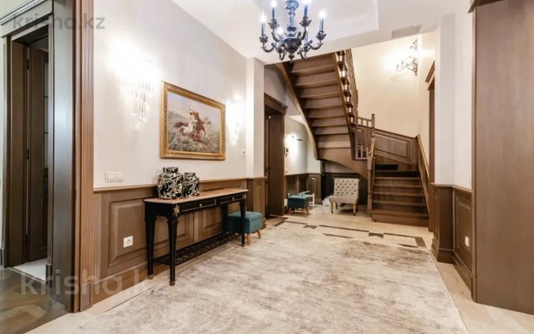 5-бөлмелі пәтер · 300 м² · 5/6 қабат, Кажымукана 37 — Достык, бағасы: 2 млн 〒 в Алматы, Медеуский р-н — фото 91