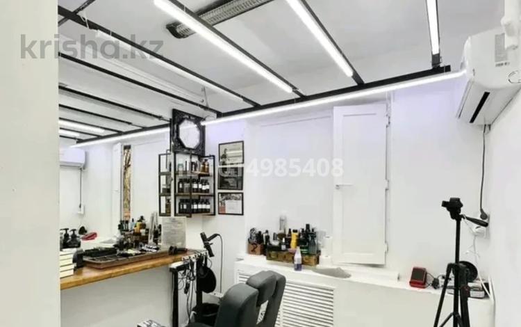 Свободное назначение, офисы, магазины и бутики, общепит, салоны красоты, медцентры и аптеки, образование, развлечения · 100 м² за 80 млн ₸ в Алматы, Бостандыкский р-н — фото 2