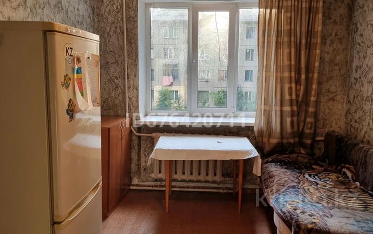 1-комнатная квартира, 16 м², 2/5 этаж, Абай 18 за 6.5 млн 〒 в  — фото 2