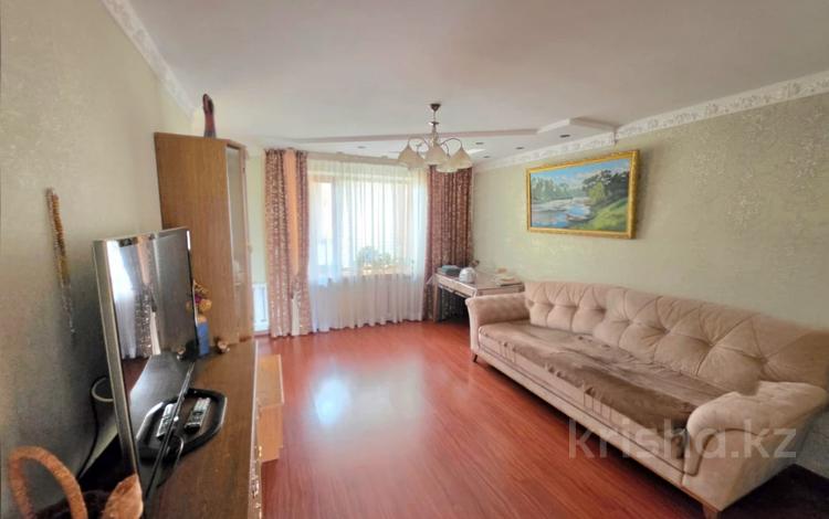3-бөлмелі пәтер · 62.3 м² · 4/10 қабат, Нурсултана Назарбаева п-рт 289, бағасы: 26 млн ₸ в Павлодаре — фото 2